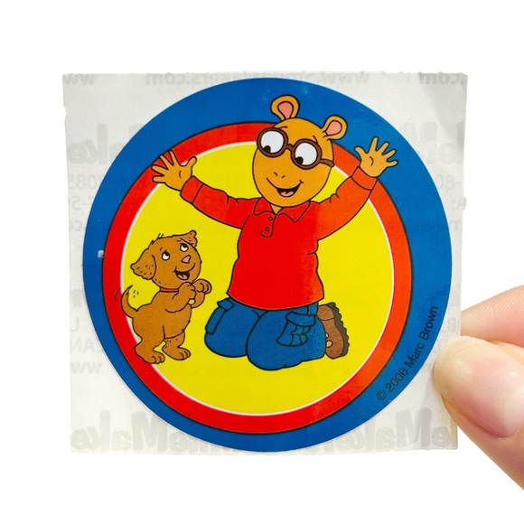 Sandylion Smile Maker Arthur Aardvark Cartoon Large Round Stickers DW Pal Dog TV - Picture 3 of 8